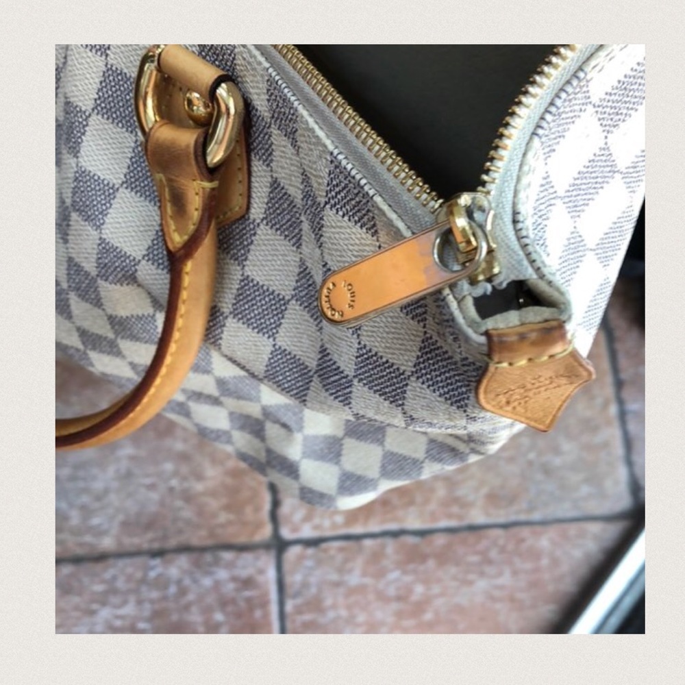 Louis Vuitton AUTHENTIC used date code inside!!! - Picture 4 of 8